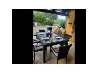 Terrasse mit Essplatz