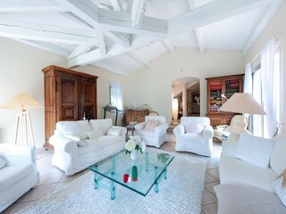 Villa Les Mées Features 17