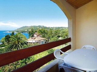 Vakantiepark Calcatoggio  8