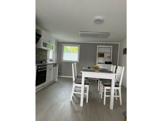 Küche mit Essbereich