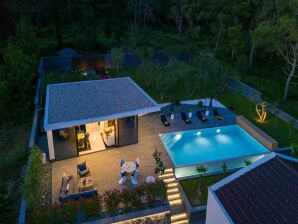 Villa Luxury Matos Estate with heated pool