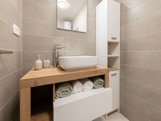 Apartment Nin Ausstattung 21