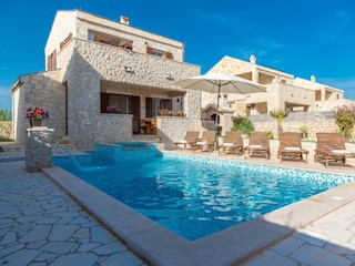 Villa Privlaka  1