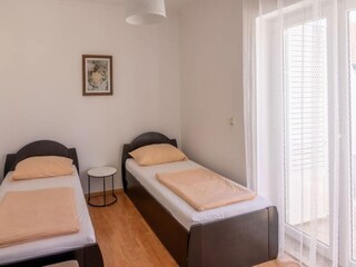 Apartment Povljana Ausstattung 7