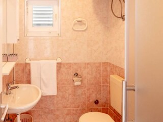 Apartment Povljana Ausstattung 4