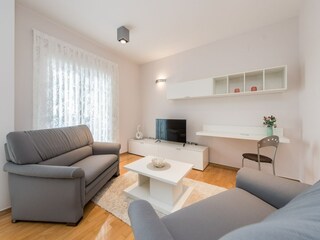 Apartment Stara Novalja Features 12