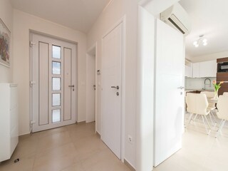 Apartment Stara Novalja  19