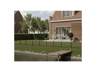 direkte Lage am Wasser mit eigenem Bootssteg