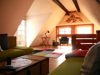 Zugang zum Balkon über das Wohnzimmer