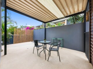Apartment Broadbeach Outdoor Recording 2