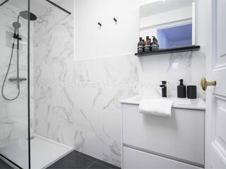 Apartment Besse-et-Sainte-Anastaise Ausstattung 13