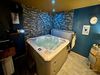 Apartment Besse-et-Sainte-Anastaise  35