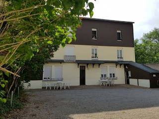 Apartment Besse-et-Sainte-Anastaise Outdoor Recording 1