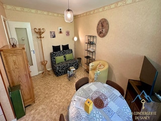 Apartment Besse-et-Sainte-Anastaise Ausstattung 9
