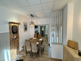 Holiday house Besse-et-Sainte-Anastaise Features 24