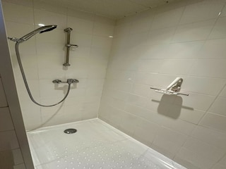 Appartement Besse-et-Sainte-Anastaise Équipement 16
