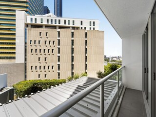Apartment Welt Outdoor Recording 3