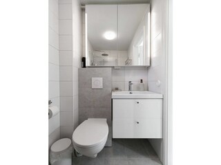 Bad im Untergeschoß 1