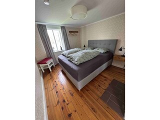 Kleines Schlafzimmer 2 im Obergeschoß 1