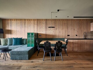 Wohnraum/Küche 104/204