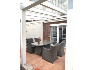 Überdachte Terrasse