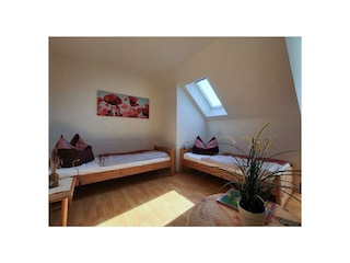 Schlafzimmer 2