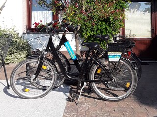 2 Fahrräder zur freien Nutzung inklusive