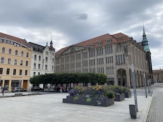 Das schönste Kaufhaus, wir warten bis es wieder lebt.