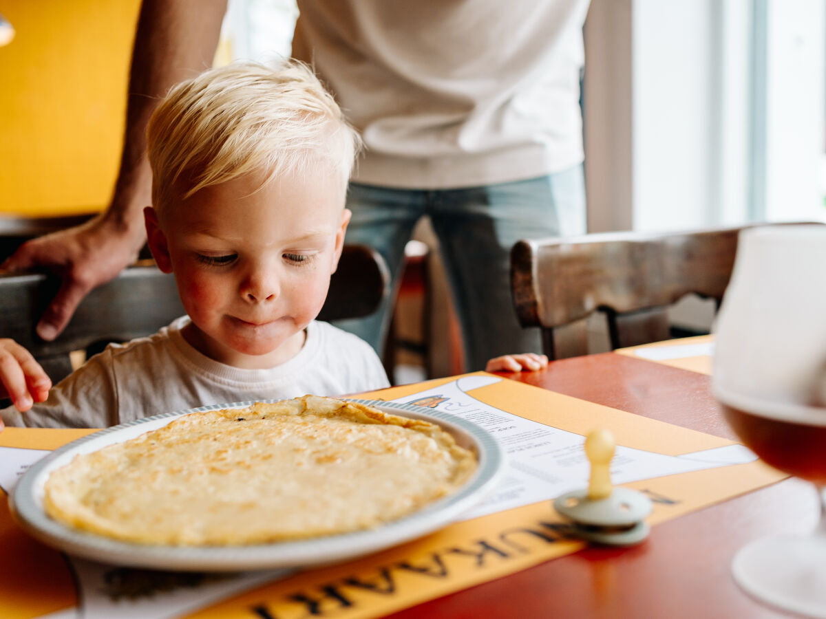 Im Park gibt es ein gemütliches Familienrestaurant