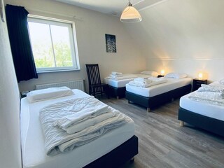 Holiday house Goes Outdoor Recording 14