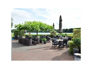 Chalet Heinkenszand Outdoor Recording 25