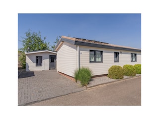 Chalet Sint-Annaland Outdoor Recording 1