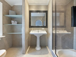 Cottage Manhay Features 28