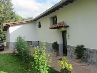 Cottage Kanpantxu Outdoor Recording 2