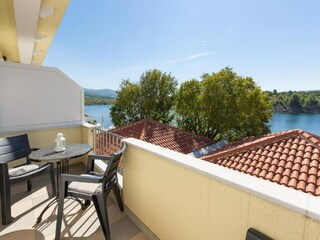 Apartment Obrovac Außenaufnahme 2