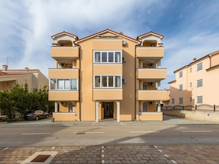 Apartment Ližnjan Außenaufnahme 1