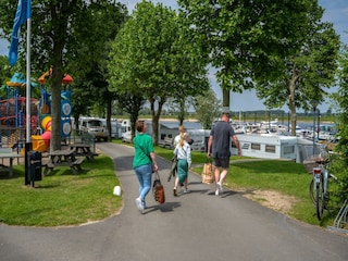 Holiday park Maurik Environment 18