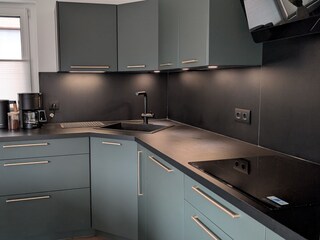 Voll ausgestattete Küche