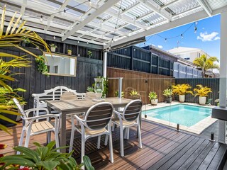 Apartment Sunshine Beach Outdoor Recording 2