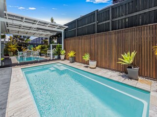 Apartment Sunshine Beach Outdoor Recording 3