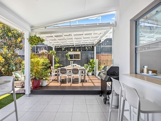 Apartment Sunshine Beach  16