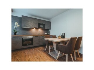 Voll ausgestattete Küche