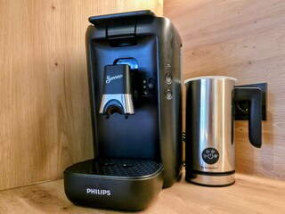 Philips SENSEO-Kaffeepadmaschine mit Milchaufschäumer