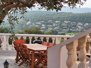 Villa Carcès Buitenaudio-opname 11