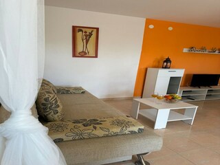 Apartment Povljana Features 9