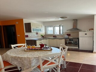 Apartment Povljana Ausstattung 21