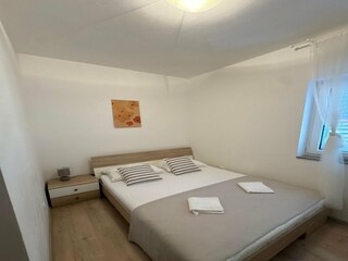 Apartment Povljana Features 13