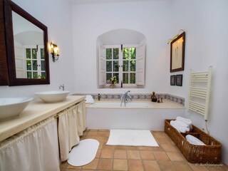 Villa Elviria Caratteristiche 16