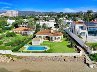 Villa Elviria Buitenaudio-opname 6