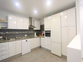 Apartment Elviria Features 13